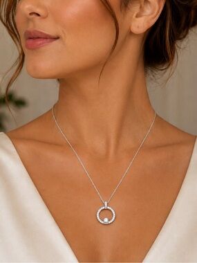 Authentic Swarovski Sterling Silver Circle Pendant Necklace - Silver